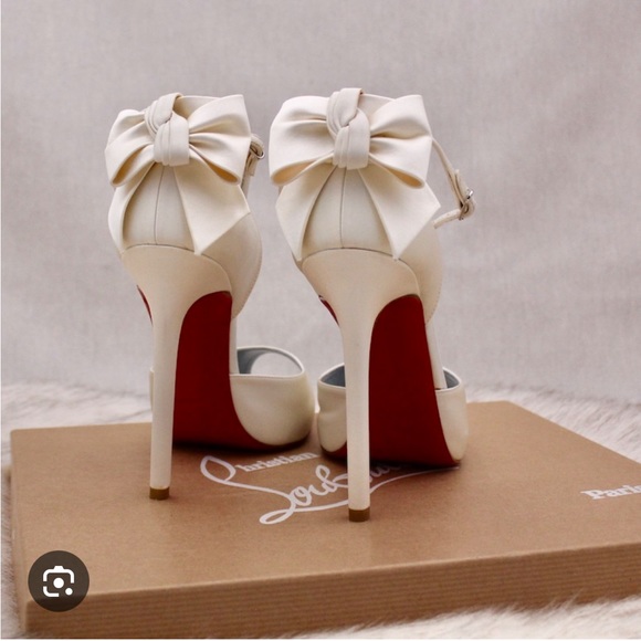 SERIOUS ISO!!! Christian Louboutin Dos Noeud off-white satin sz 35.5-36!!💍👰♀️ - Picture 3 of 5